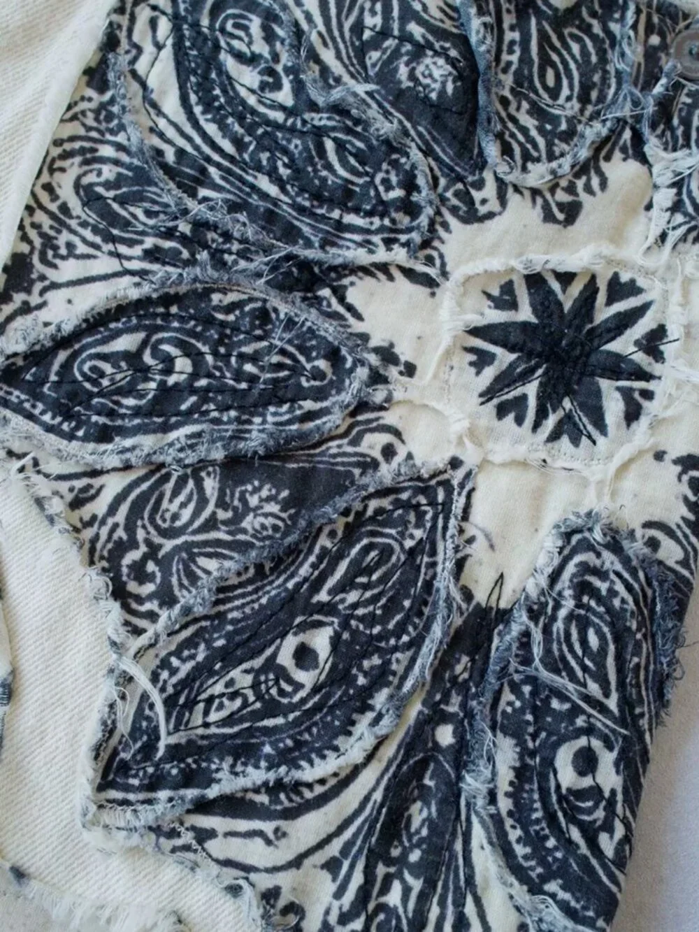 NWT R13 Relaxed Bermuda Short - Ecru Bandana Applique